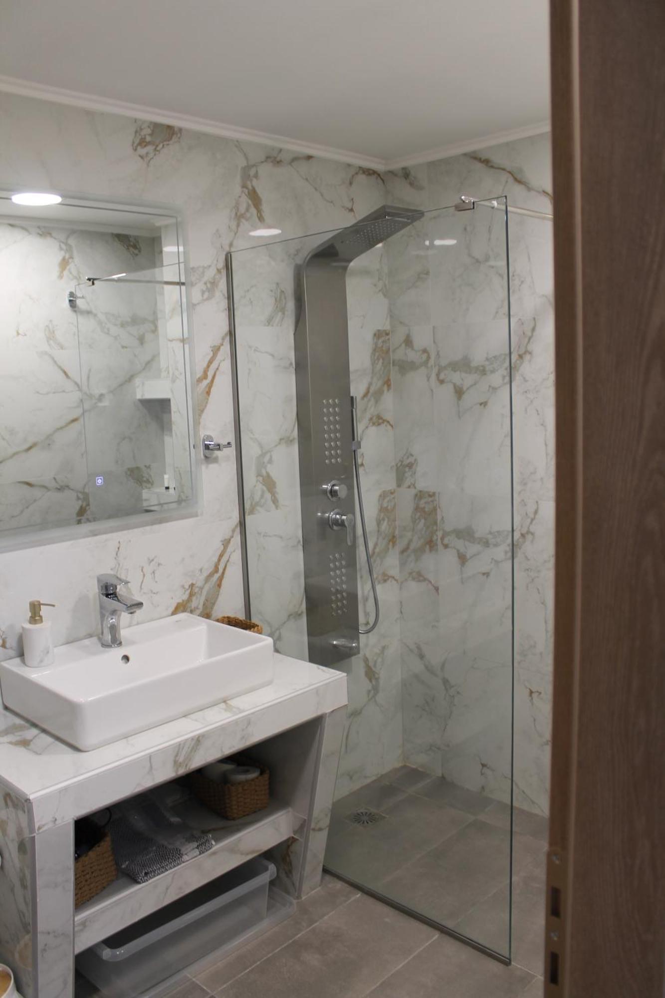 Syntagma Luxury By Ck-2